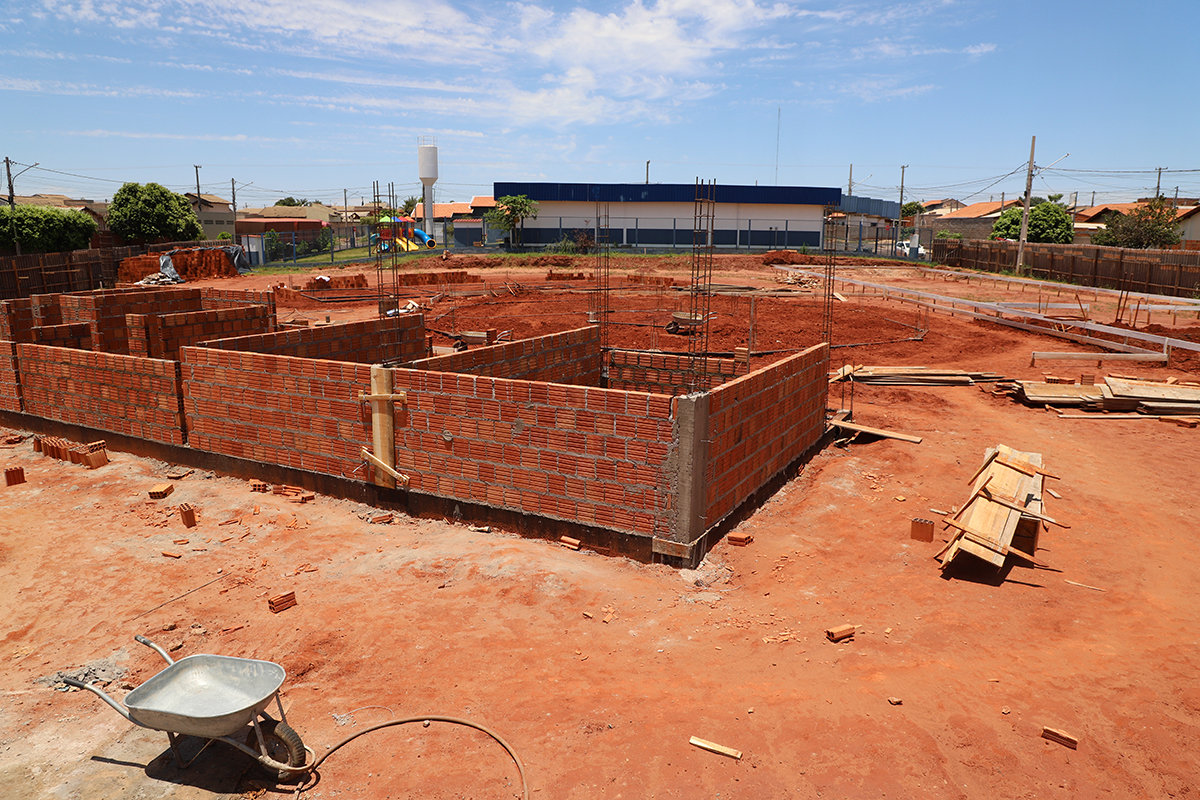 Obra da construção da Escola do Jardim Universitário - Foto: Prefeitura de Nova Andradina